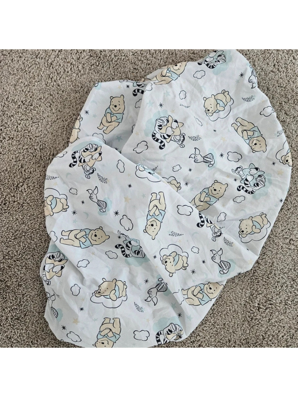 Lambs & Ivy Disney Baby Winnie the Pooh Hugs Fitted Crib Sheet 28x52